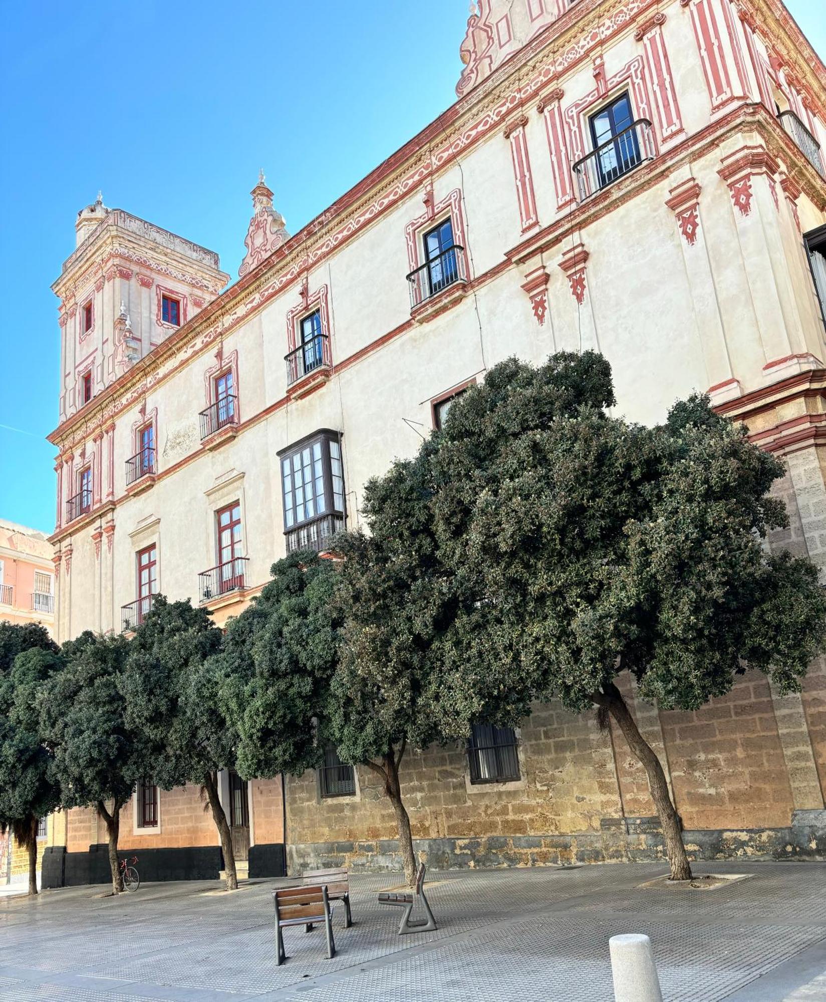 Luminoso Apartamento En El Centro De Cadiz Bagian luar foto